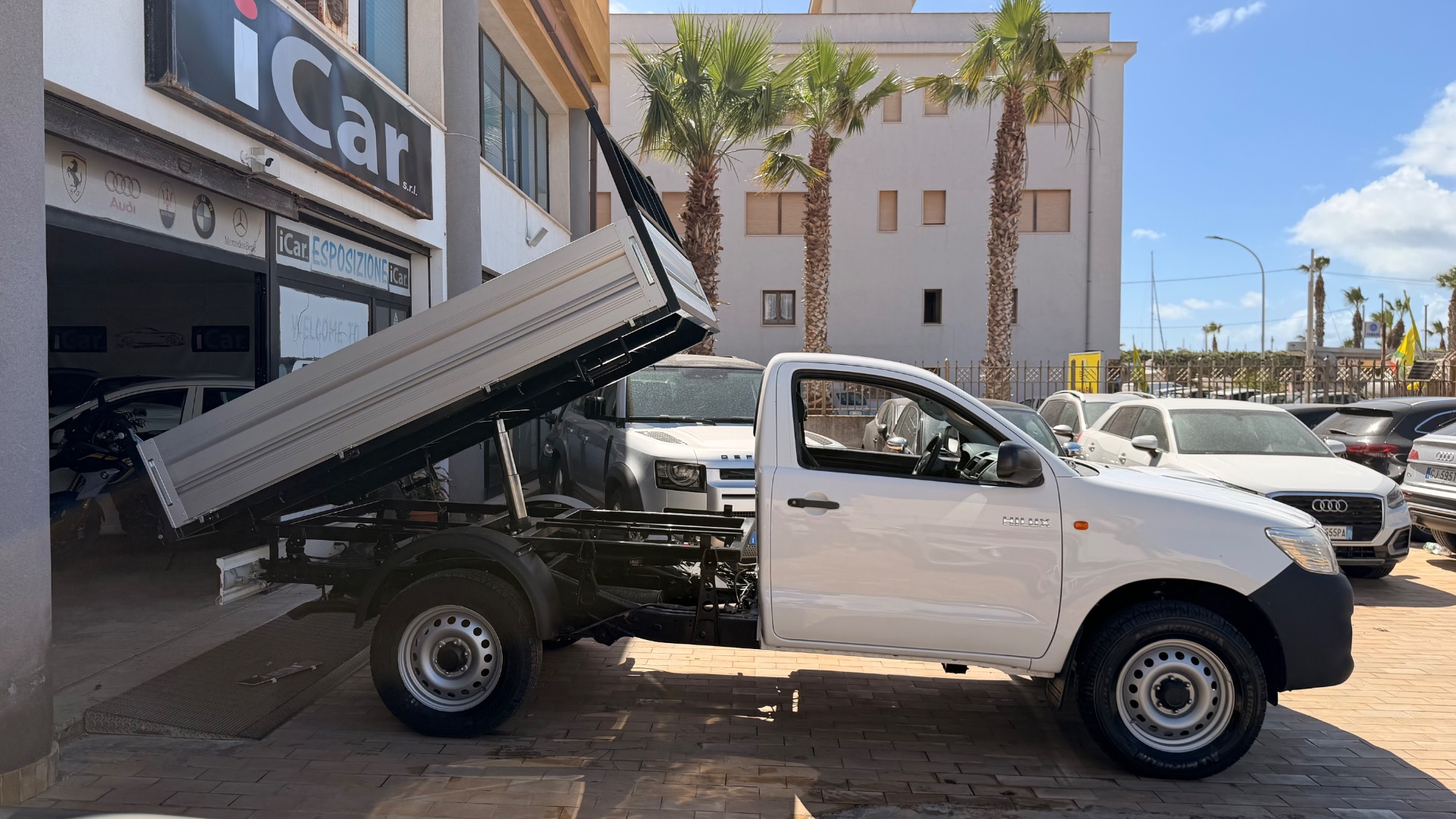 TOYOTA Hilux RIBALTABILE - foto 5