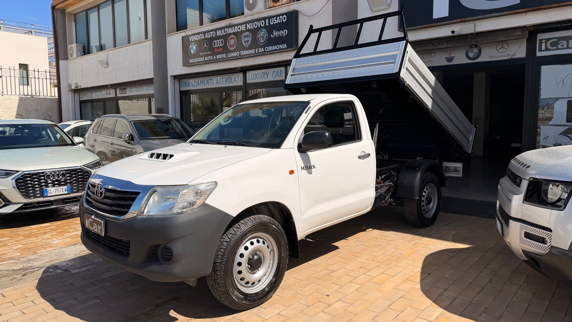 TOYOTA Hilux RIBALTABILE - foto 2